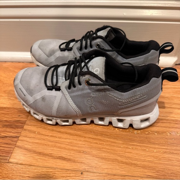 Gray On Cloud - Picture 3 of 6